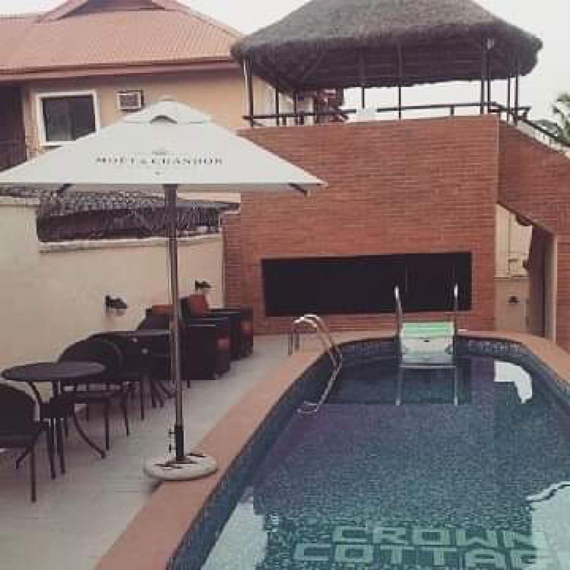 Room In Lodge - Choice Suites 111 Formerly Crown Cottage Hotel Ikeja Exteriér fotografie